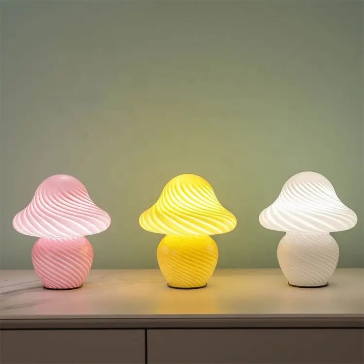 New glass mushroom art table lamp modern painted bedroom hotel bedside table lamp home decor cute gift lamp
