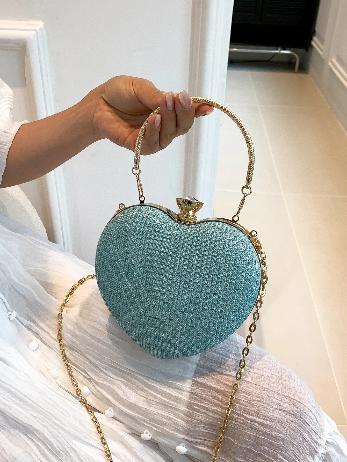 Hot Selling Mini Chain Crossbody Bag Luxury Bling Heart Shape Evening Bag Box Purse Bag For Wedding