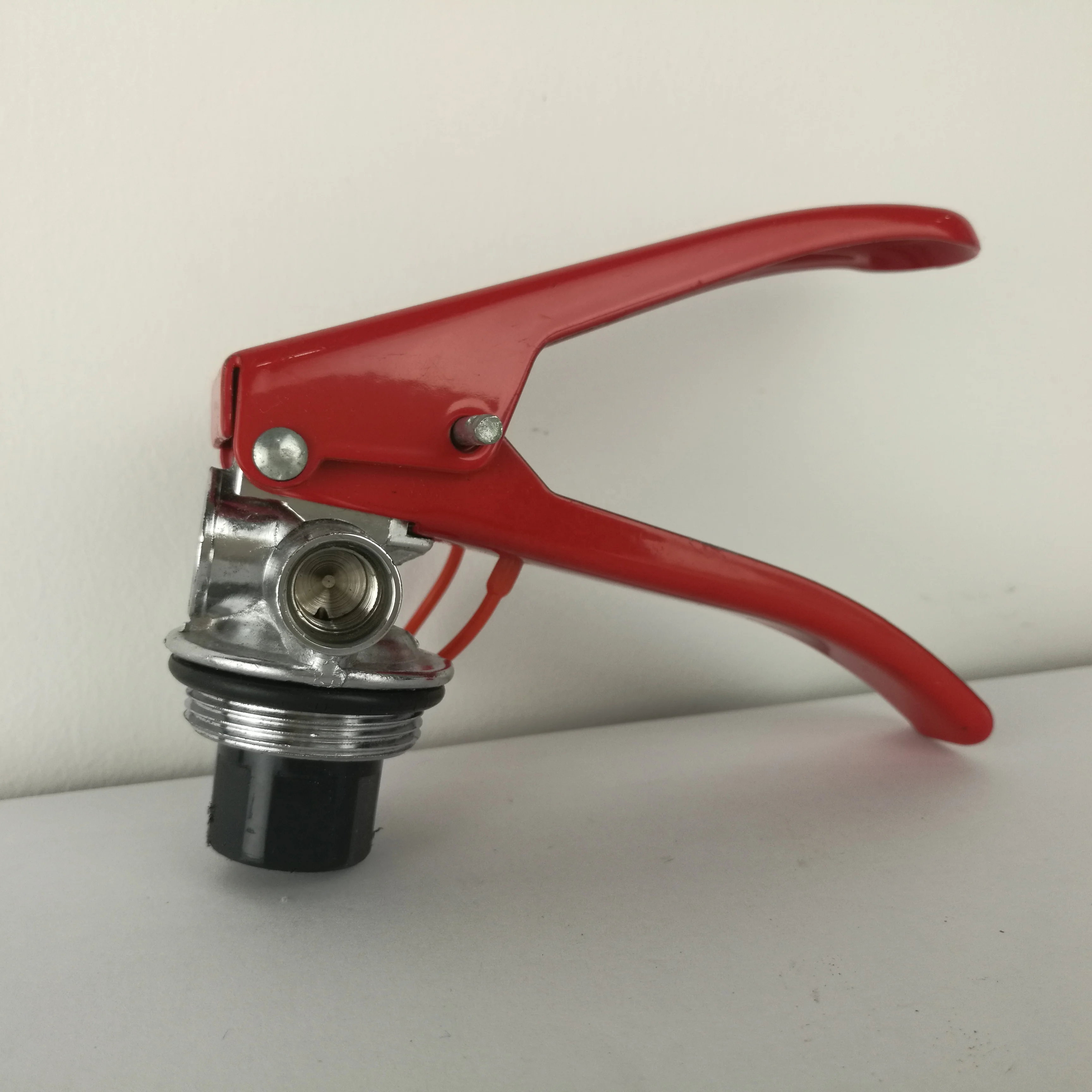 Fire extinguisher valve a part of fire extinguisher in high quality