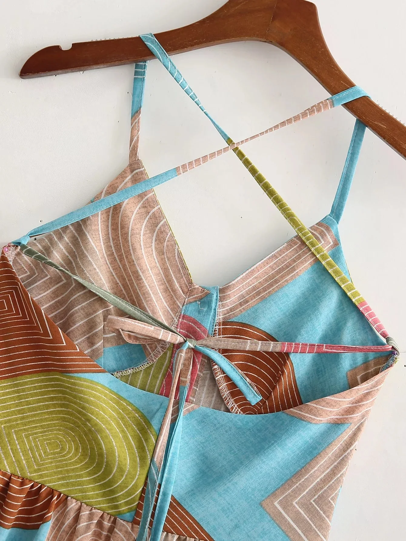 Ladies Large Swing Skirt 2022 Spring New Fashion Halter Stitching Mixed Color Block Design Suspender Dress