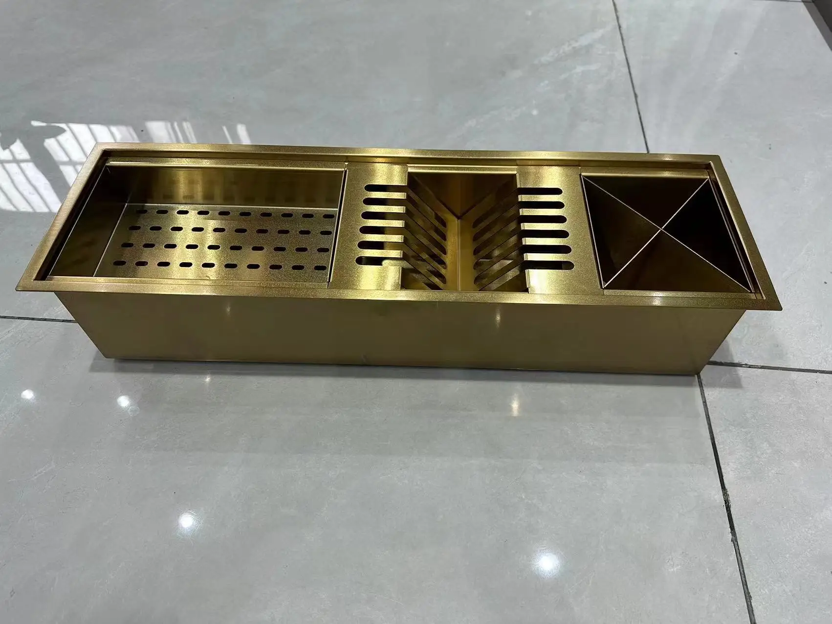 Factory Direct Sale Freestanding Kitchen Sink Stainless Steel Handmade Vegetable Washing Sink