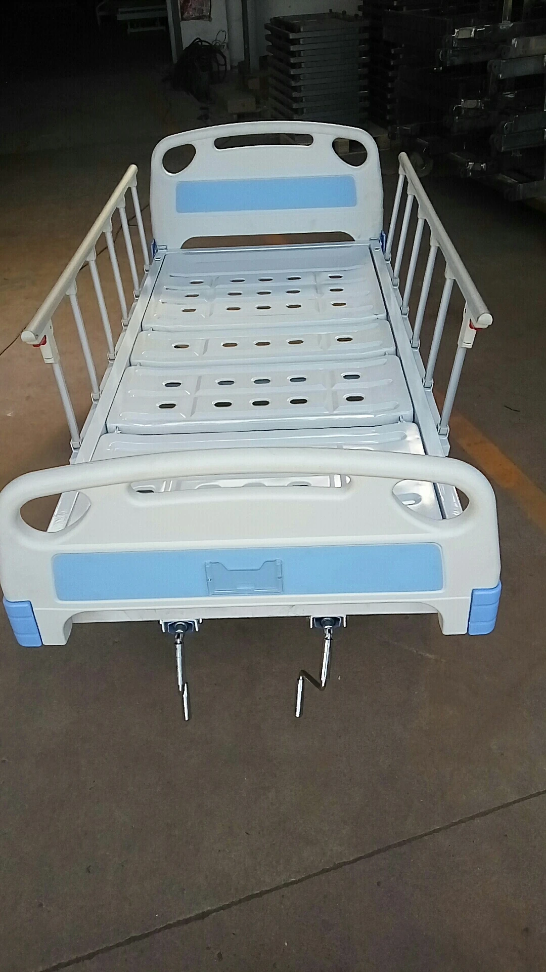  ABS head and foot board free used hospital bed portable psychiatric with IV stand dinning