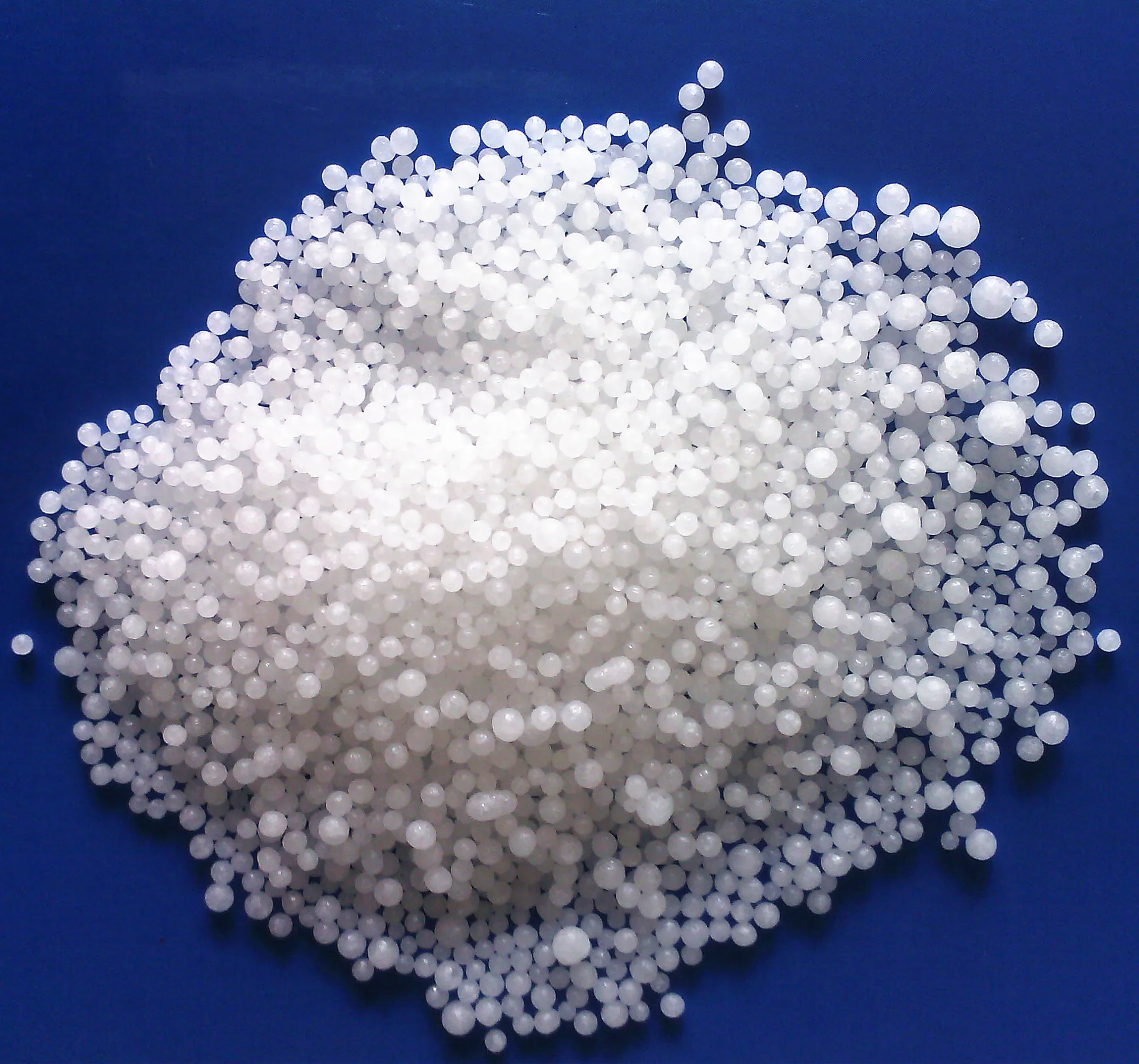 Wholesale High Quality Bulk Supply prilled  Urea 46% Nitrogen Fertilizer/Granular Fertilizer For Sale CAS best best best 57-13-6