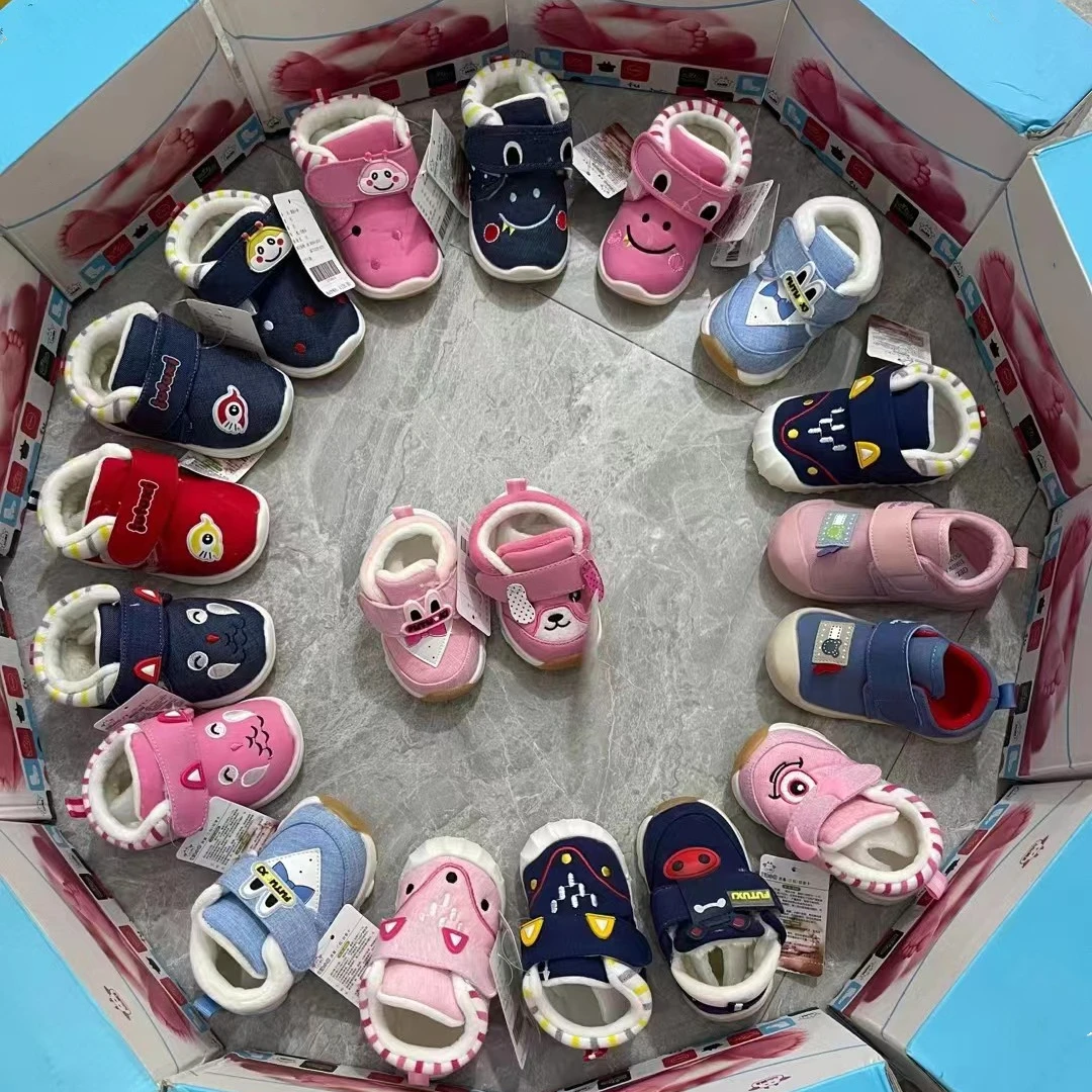 Wholesale Cheap Anti-Slippery Baby Cotton Shoes Rubber Sole Mixed Styles Toddler Shoes Stock