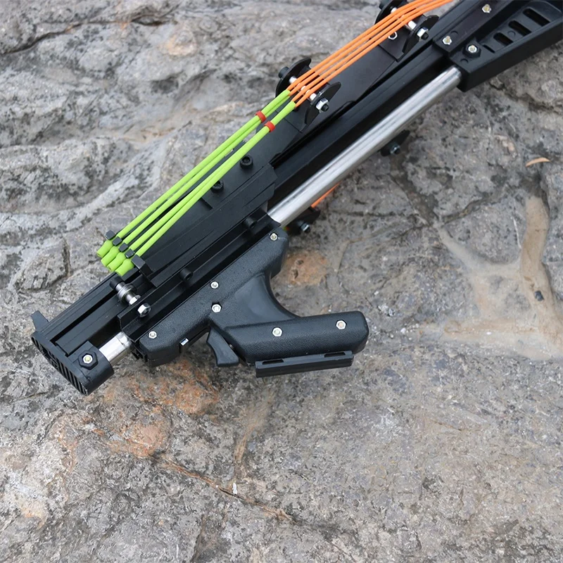 Hot Selling Fishing Hunting Equipment Slingshot With 8-Strands Rubber Bands