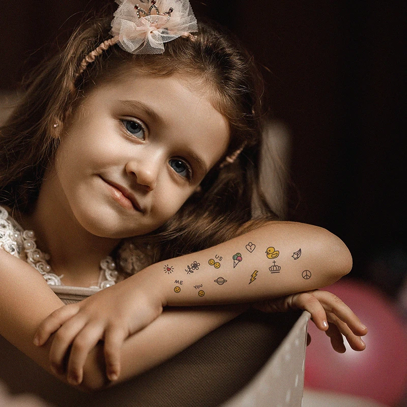 Custom colorful non-toxic friendly to skin high quality removable Christmas festival holiday  temporary tattoo sticker for kids