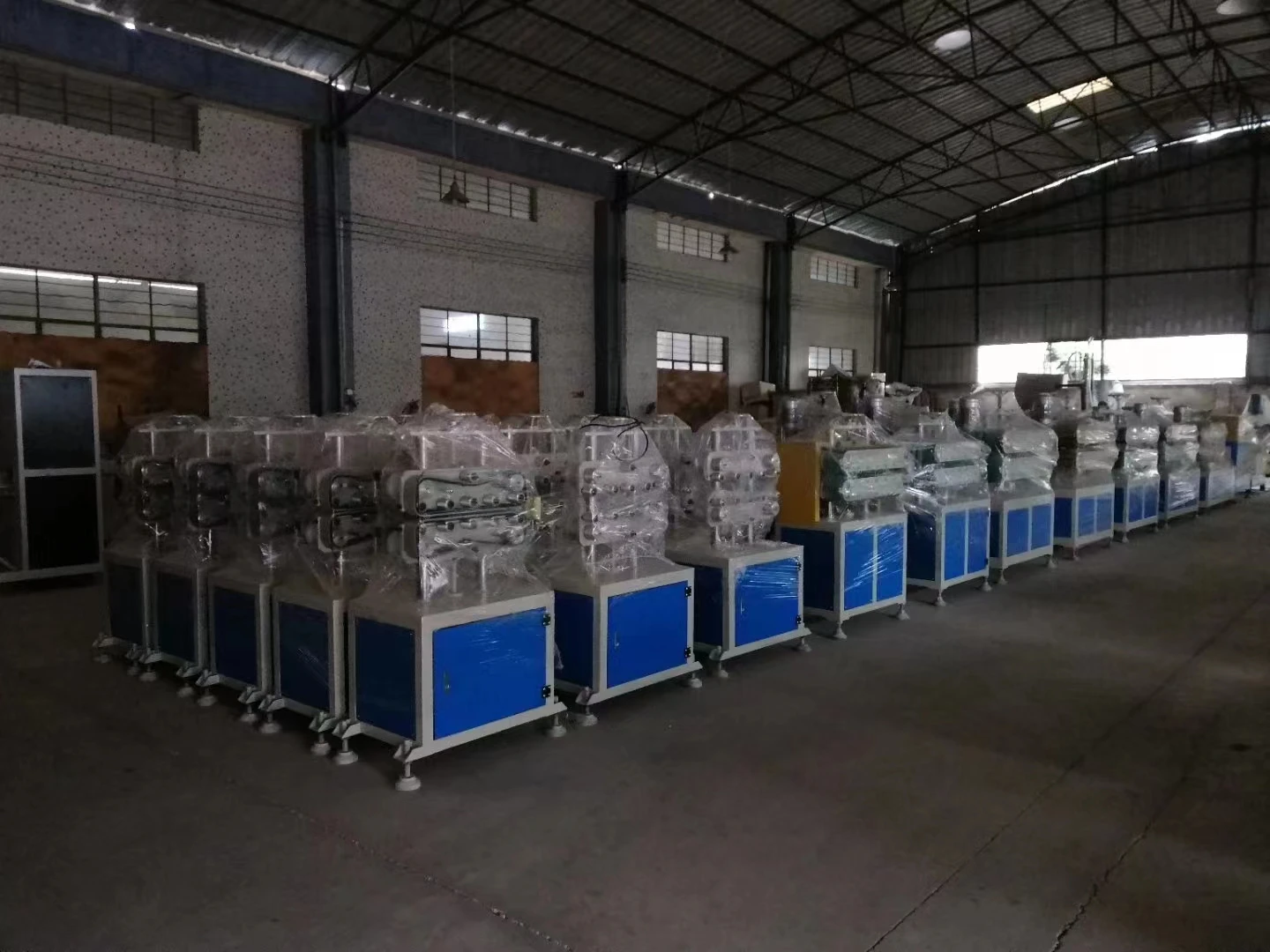 extruder supplier.jpg