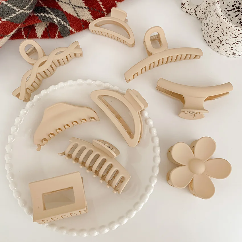 New Design Fashion Solid Colors Elegant Geometric Flower Hair Claw Clips Big Matte Hair Claw Clamps