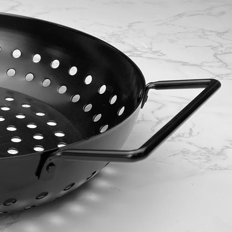 Round binaural spray paint baking pan Leaky hole nonstick paint baking pan vegetable baking basket Outdoor barbecue pan