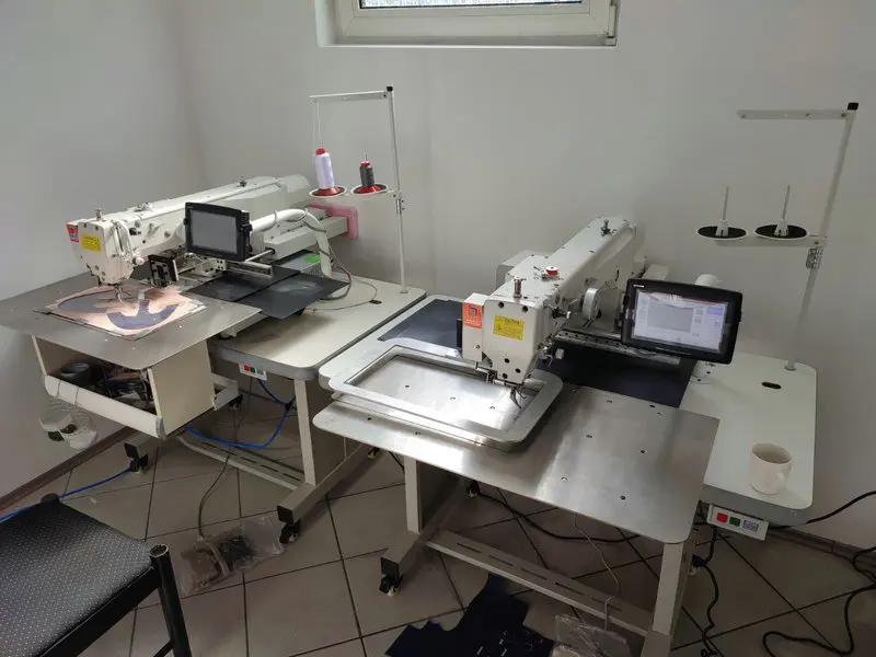 Computer Pattern Sewing Machine Footwear Luggage Bag Hat Sewing Leather Automatic Programmable Pattern Sewing Machine