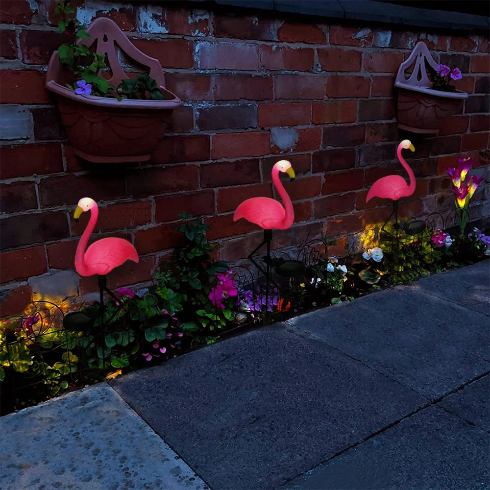 New Product Solar Light Outdoor Lawn Decoration Pink Flamingo Garden Ornaments for Decorative Garden Fences