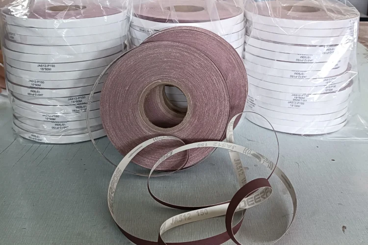 Customizable size Wet And Dry  Sandpaper Roll Aluminium Oxide Abrasive Paper Emery Paper Roll