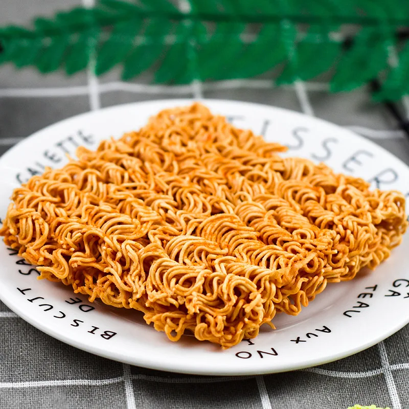 Китайская лапша быстрого приготовления, острая воздушная закуска 54 г в упаковке