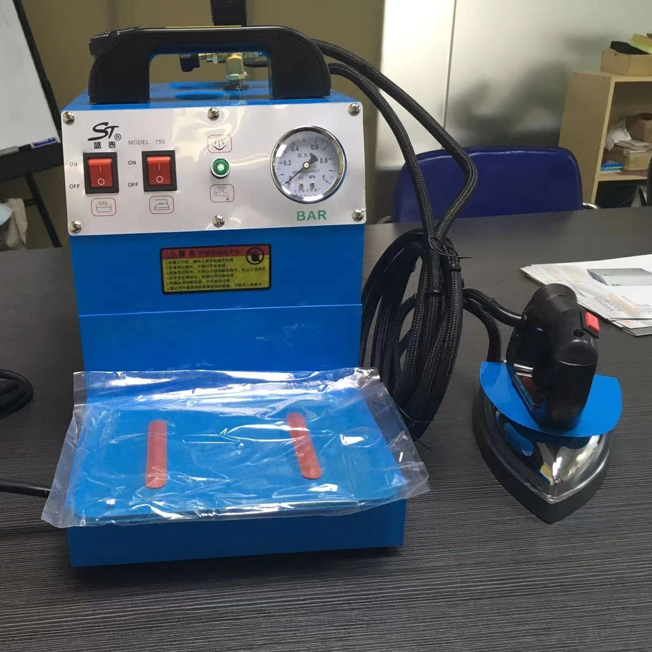 Горячая Распродажа, Профессиональный паровой утюг HG528LC P5 2, горячая Распродажа, паровая станция 2 л, паровой утюг, одежда