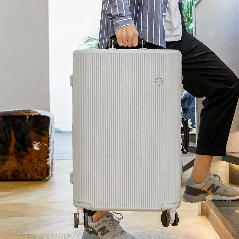 AM08-2 Travel 26 inch aluminum frame suitcase abs pc luggage china manufacturer