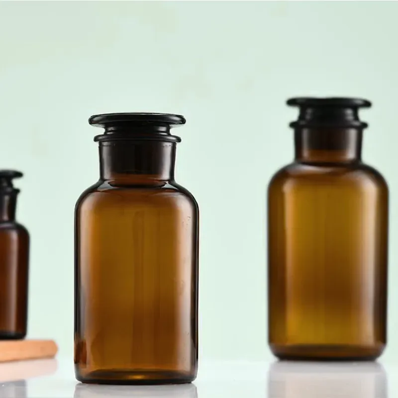 Brown Apothecary Glass Storage Bottle with Lid Botanical Jar Stem Flower Vase Amber Glass Apothecary Jar