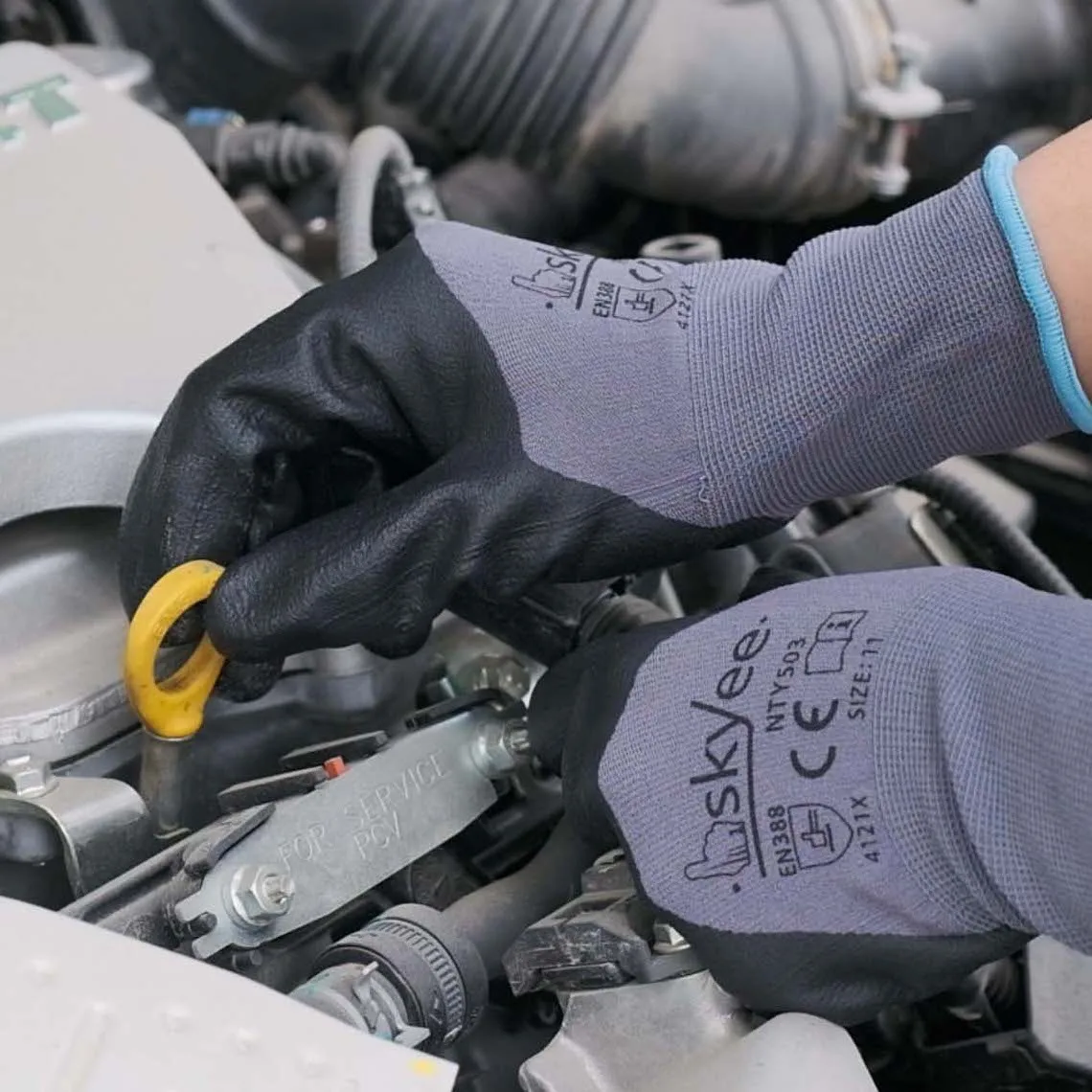 SKYEE print logo nylon knit cut resistant anti slip nitrile coated safety work construction gloves for car fixer repairing