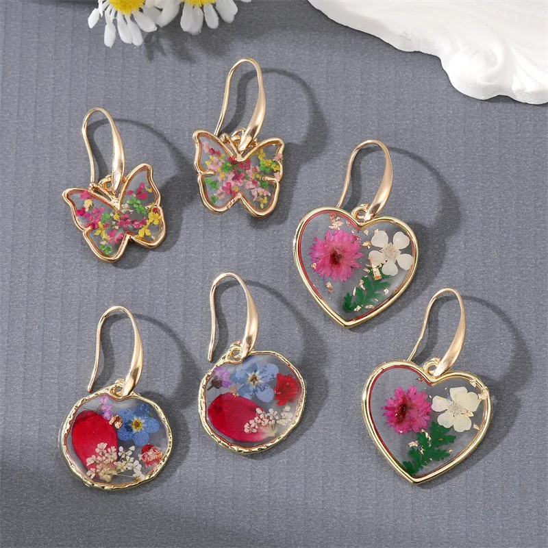 Brave Lightyingtong New Heart Butterfly Natural Dried Flowers Earrings Women Pressed Flower Earrings Wholesale Bulk