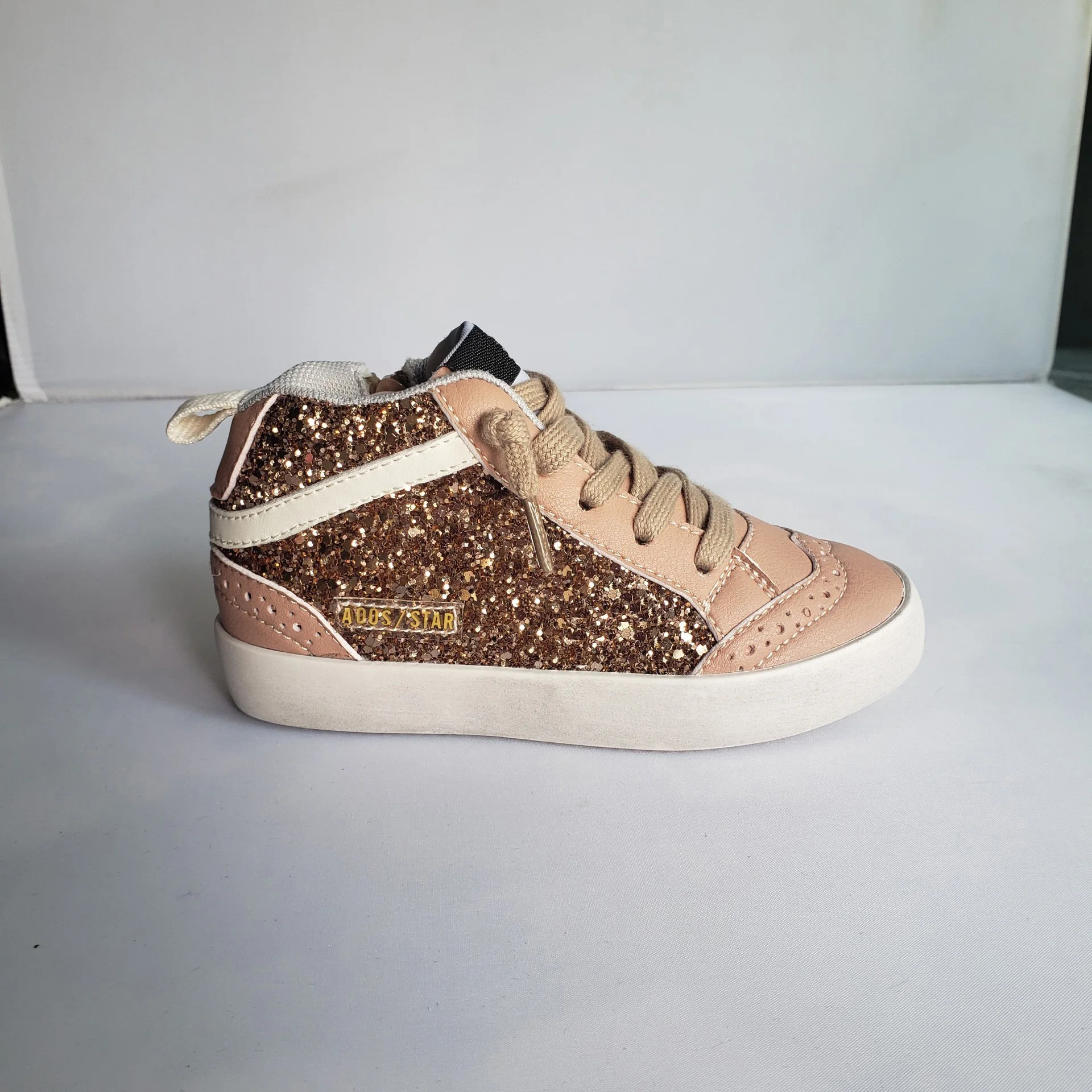 Brand New Luxury Glitter Leather Kids Sneakers Girls Boy Sequin Star Kids High Top Star Trainers Soft Sole Small Casual Shoes