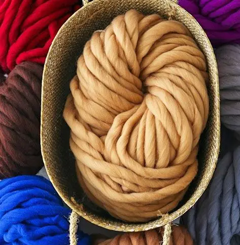 Nuanlu  Chunky Chenille Yarn Giant Arm Knitted Blanket Soft Baby Yarn multicolor In Stock