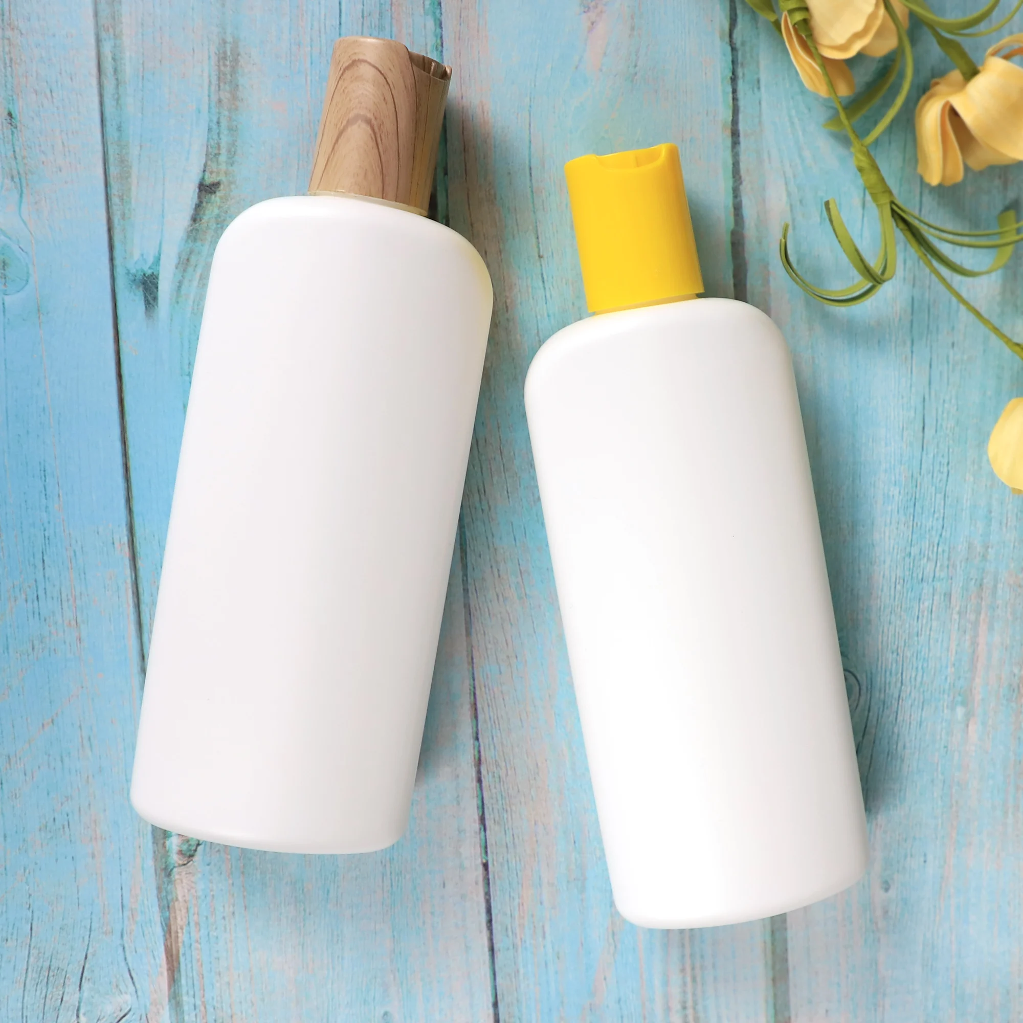 200ml Empty Bottles Flat Shoulder Bamboo Pump Bottle for Body Lotion