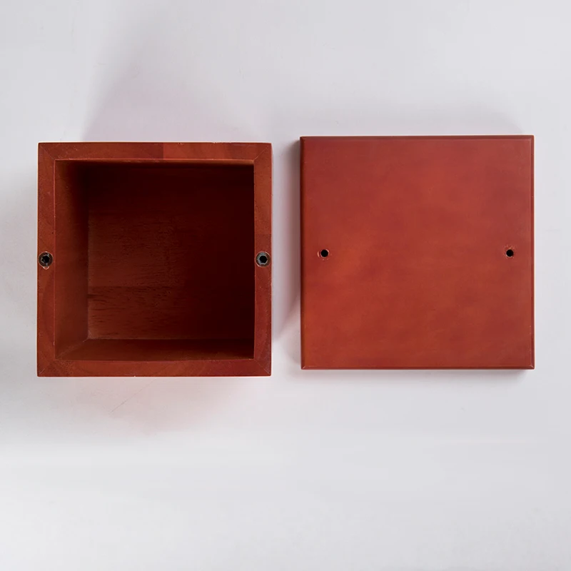 Деревянная погребальная урна ручной работы на заказ