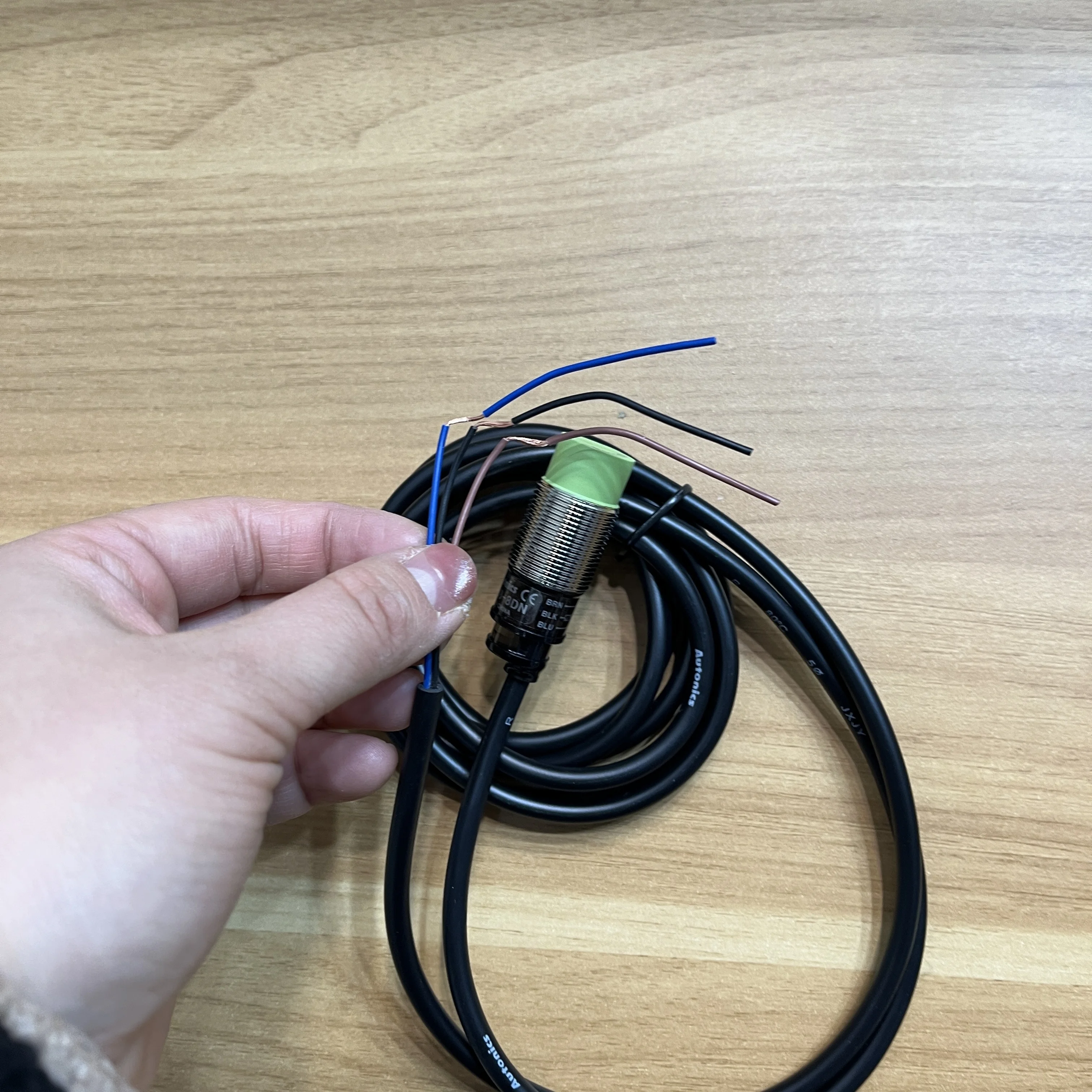 good price original and new Inductive Proximity Sensor PR18 -8DN