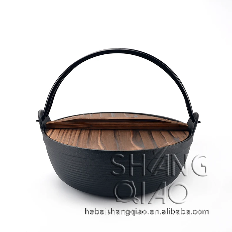 Japanese Design Cast Iron Nabe Sukiyaki Nabemono Hot Pot With Wooden Lid