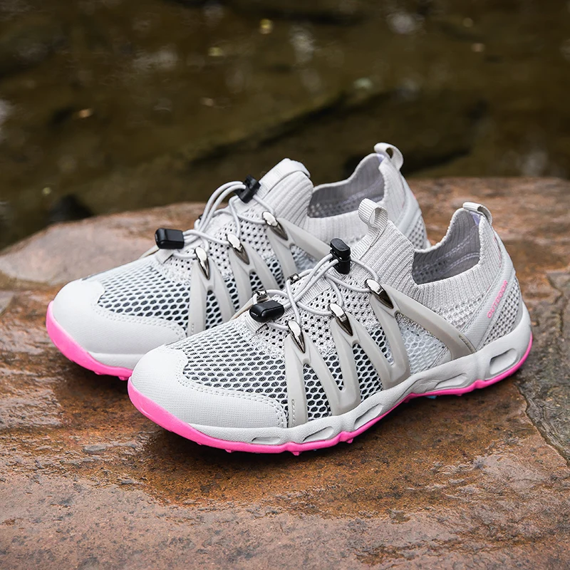 New Lightweight Couple Outdoor Trekking Hiking Shoes Anti-skid Low Top Mountain Climbing Water Sneakers