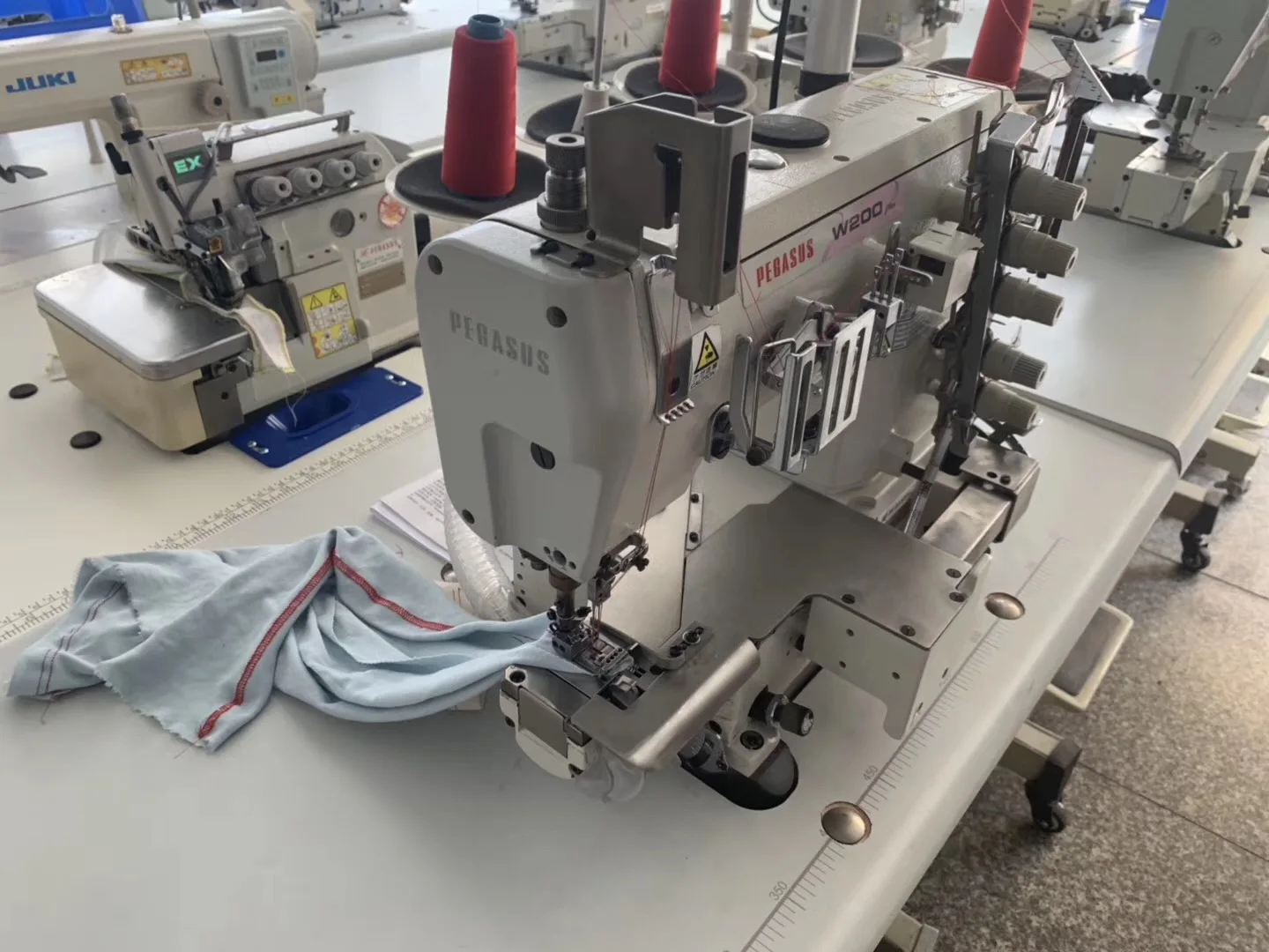 Used Pegasus W200 Interlock Stitch Machine Industrial Sewing Machine Low Price