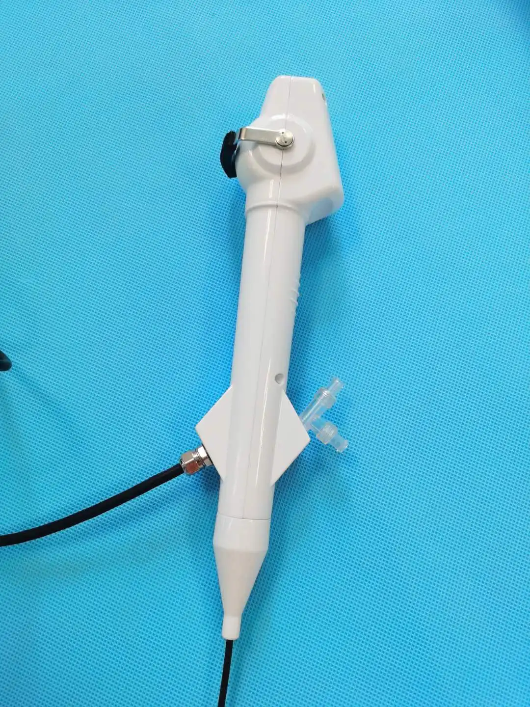 Гибкий уретероскоп и нефроскоп для нефропатической хирургии