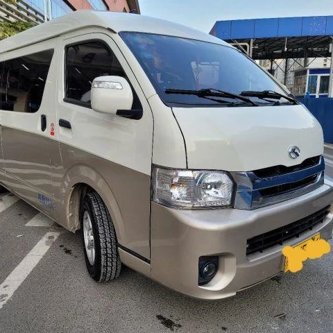 Б/у бензиновый мини-автобус Kinglong Hiace на 11/14