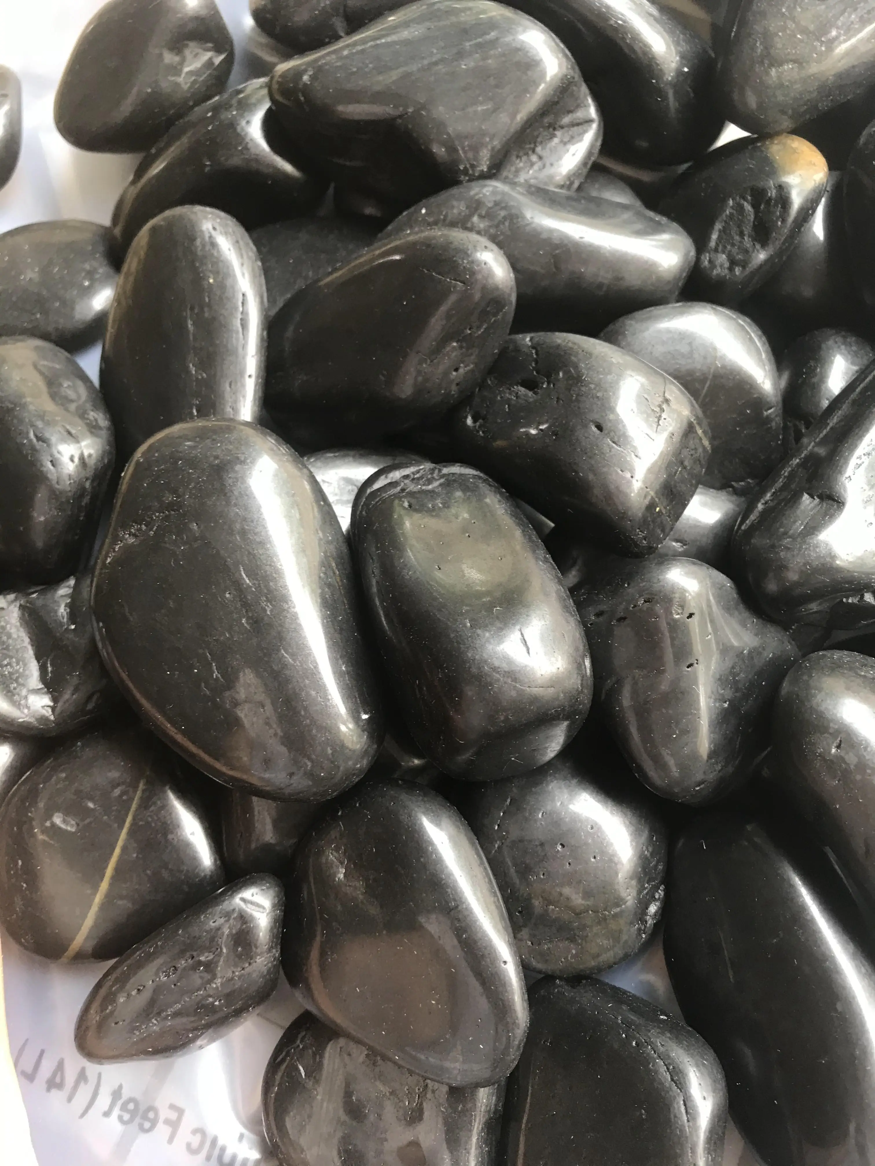 High polished pebble stone factory direct black pebble stone garden stone with good quality