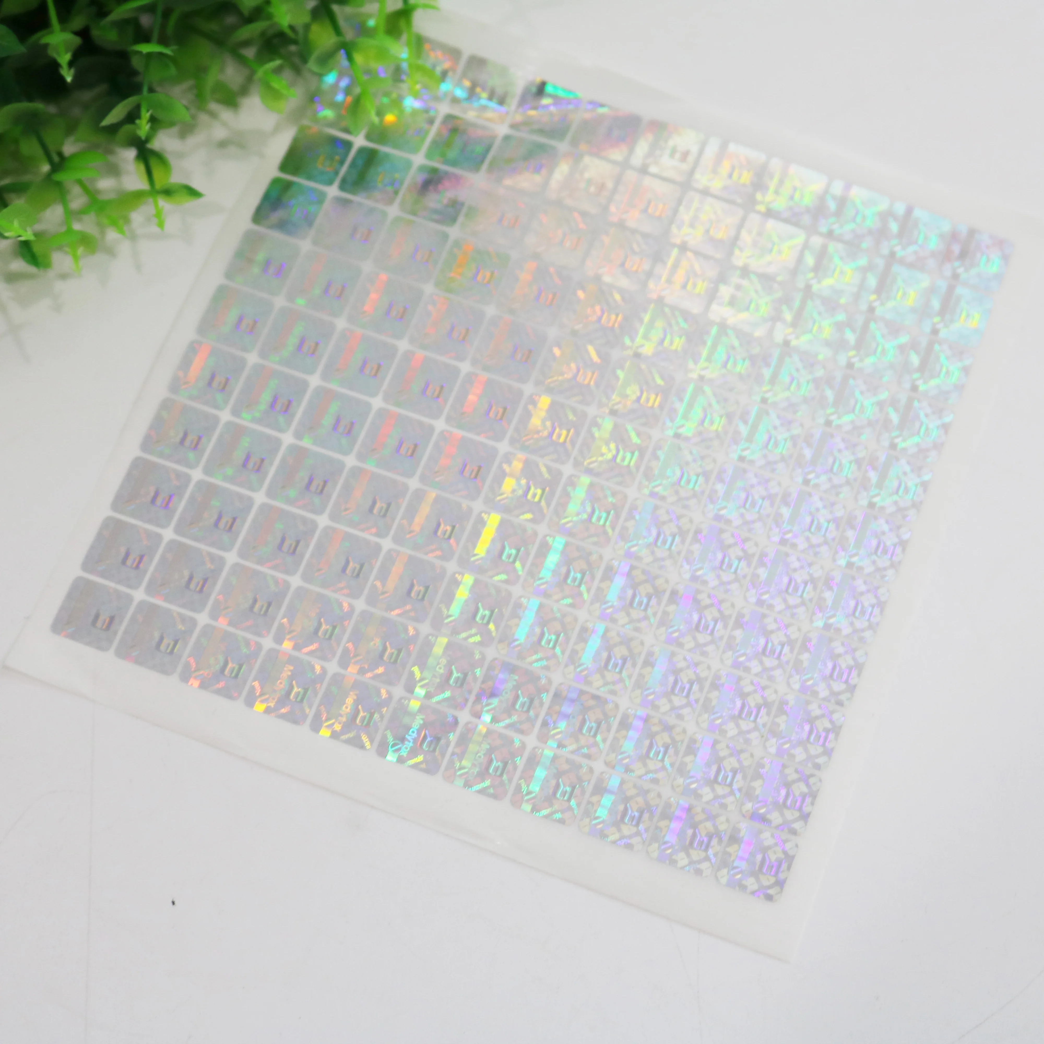Factory price custom design waterproof laser foil 3D hologram stickers self adhesive holographic labels
