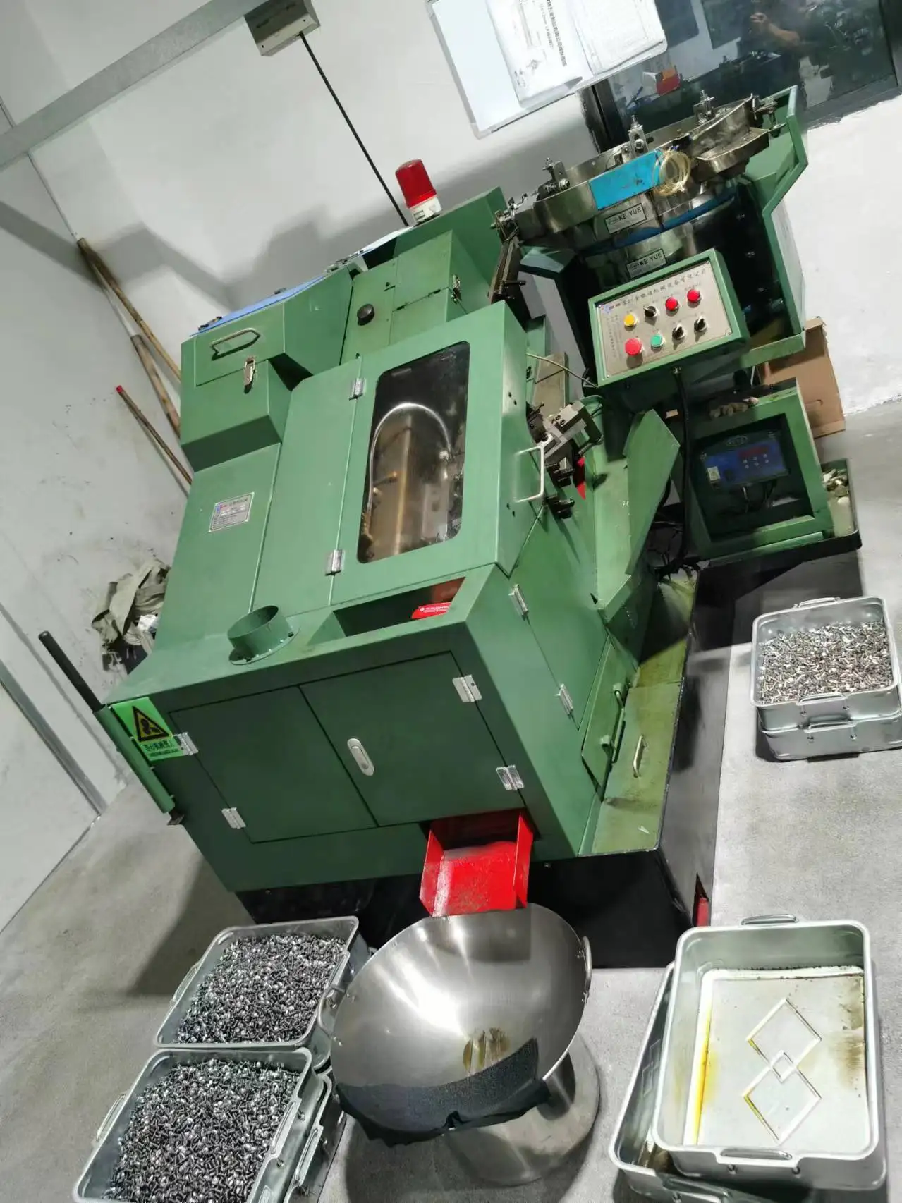 High Efficiency Low Nose Screw Bolt Threading Rolling Machine New Type for Manufacturing Plant Core Component Motor