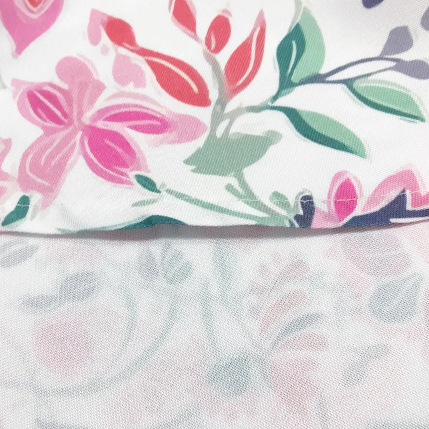 60-Inch Table Cover round Tablecloth in 180 gsm Fabric Fancy Polyester tablecloth  for Events and Weddings