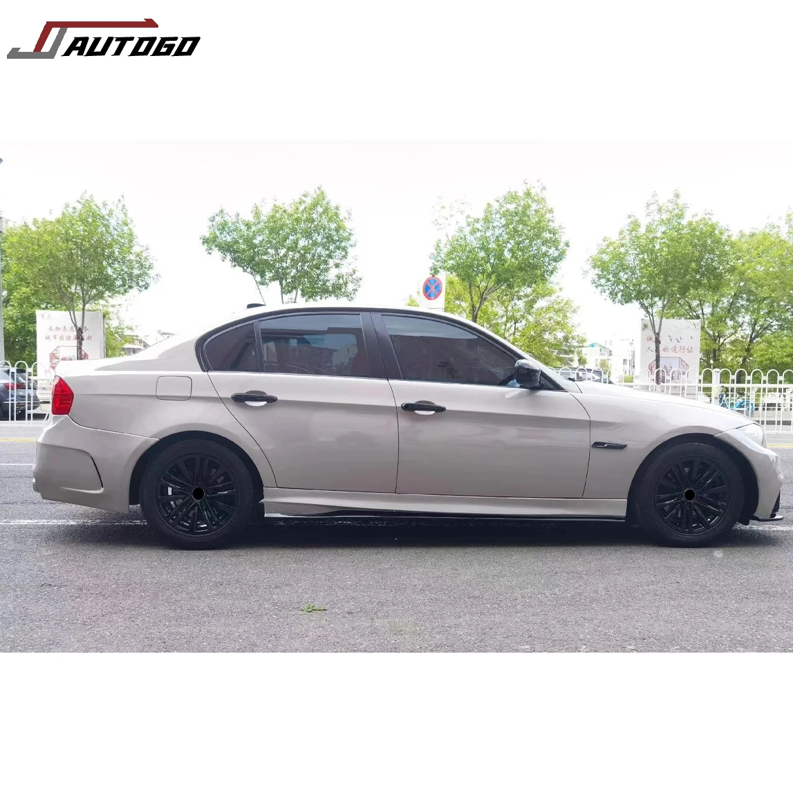 Latest New Design Body Kit For BMW 3 Series E90 05-12 Update to M3 M4 Style PP+ABS Material Front+Rear Bumper assembly