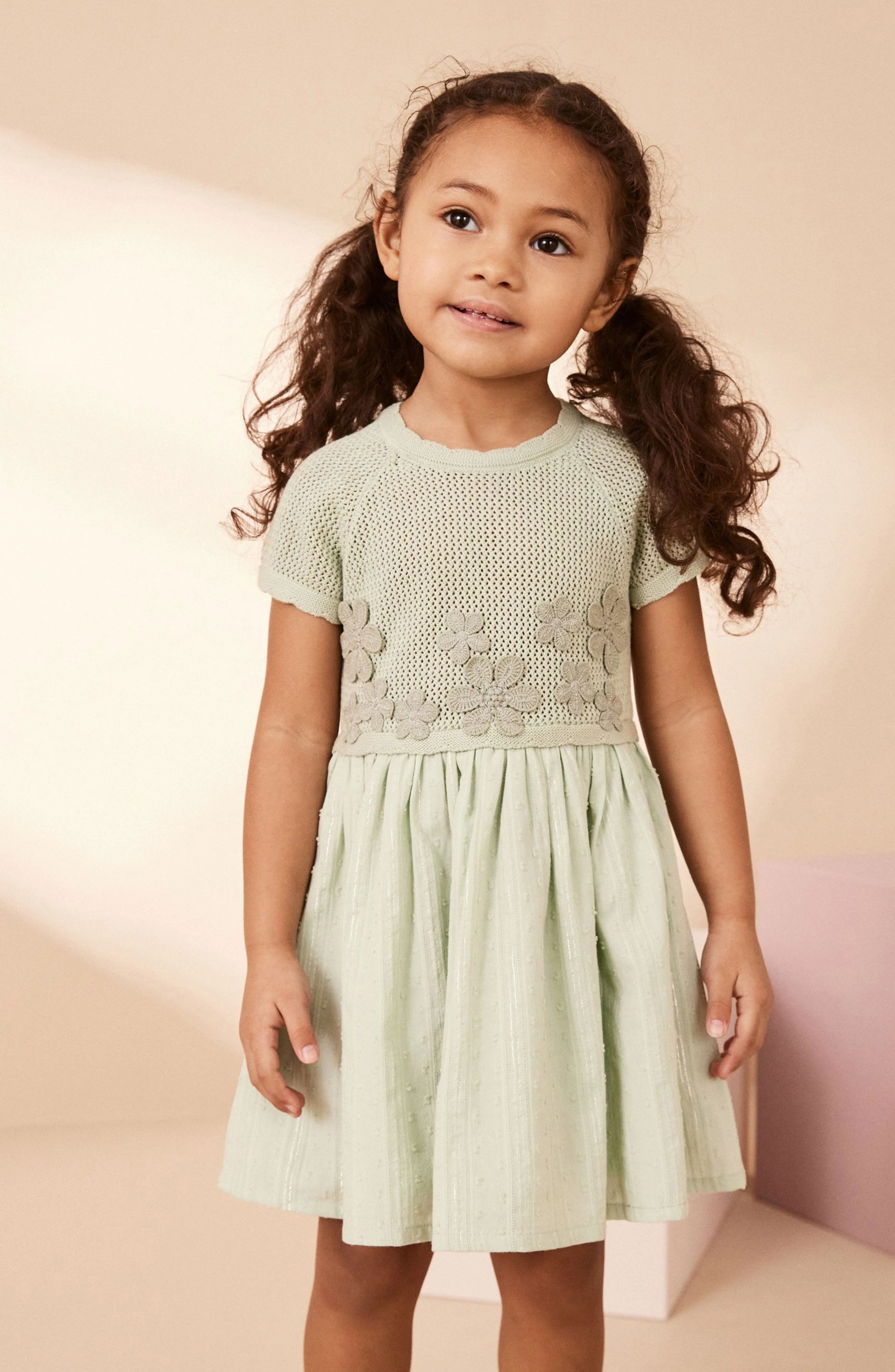 Custom Summer Floral Cotton Crochet Fit & Flare Baby Girls Dress Button Closure Bodice Children Frocks Clothing Kids Dresses
