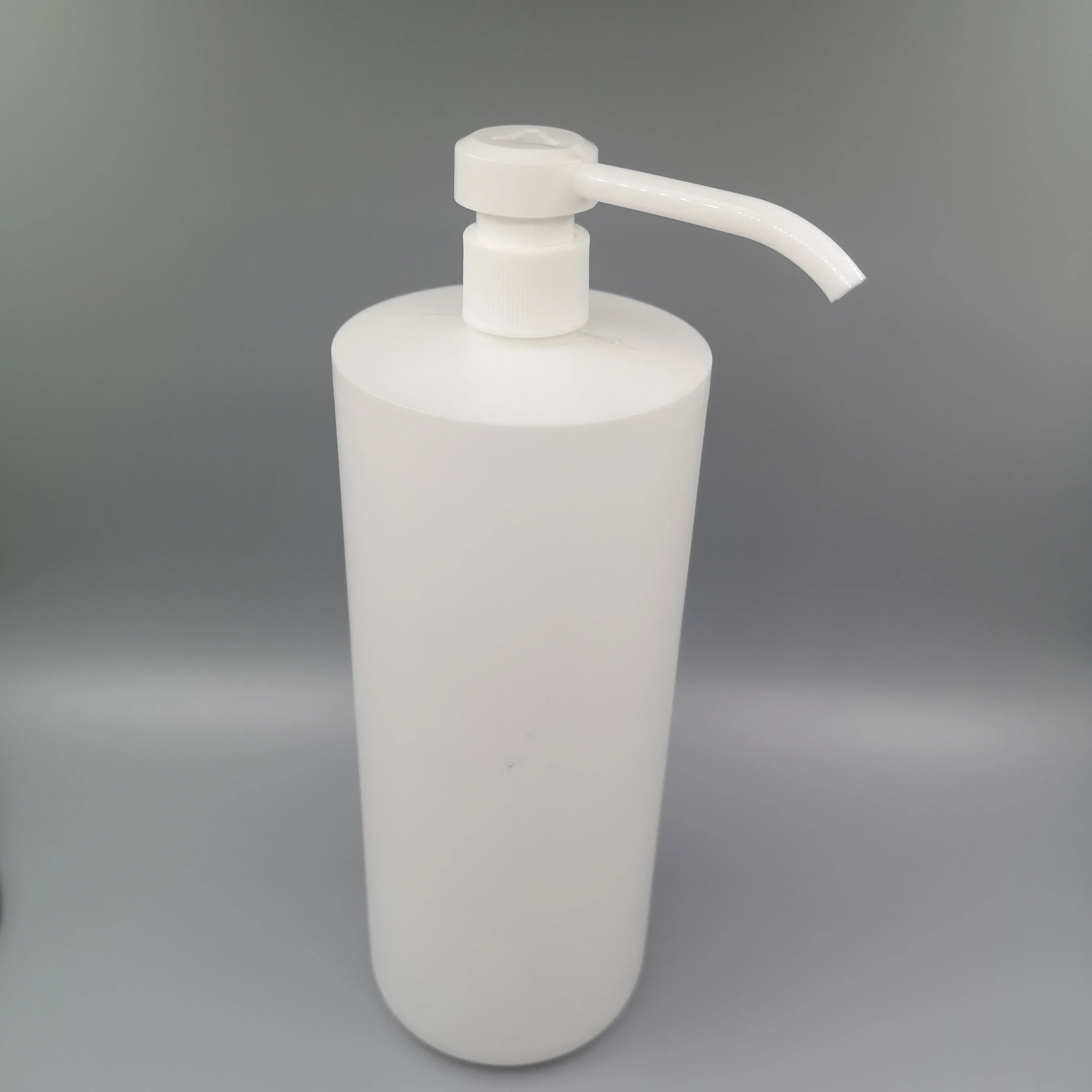1000ml PE  plastic shampoo  cosmetic Bottle with spray pump or lotion pump