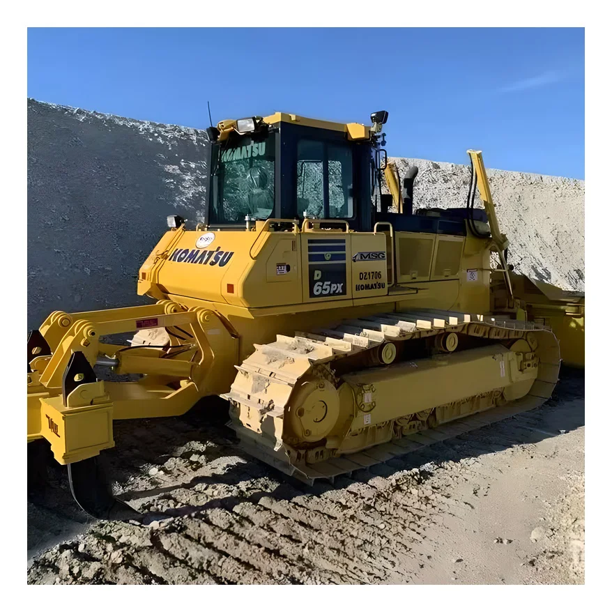 Used Komatsu D65 crawler bulldozer D65 in competitive price