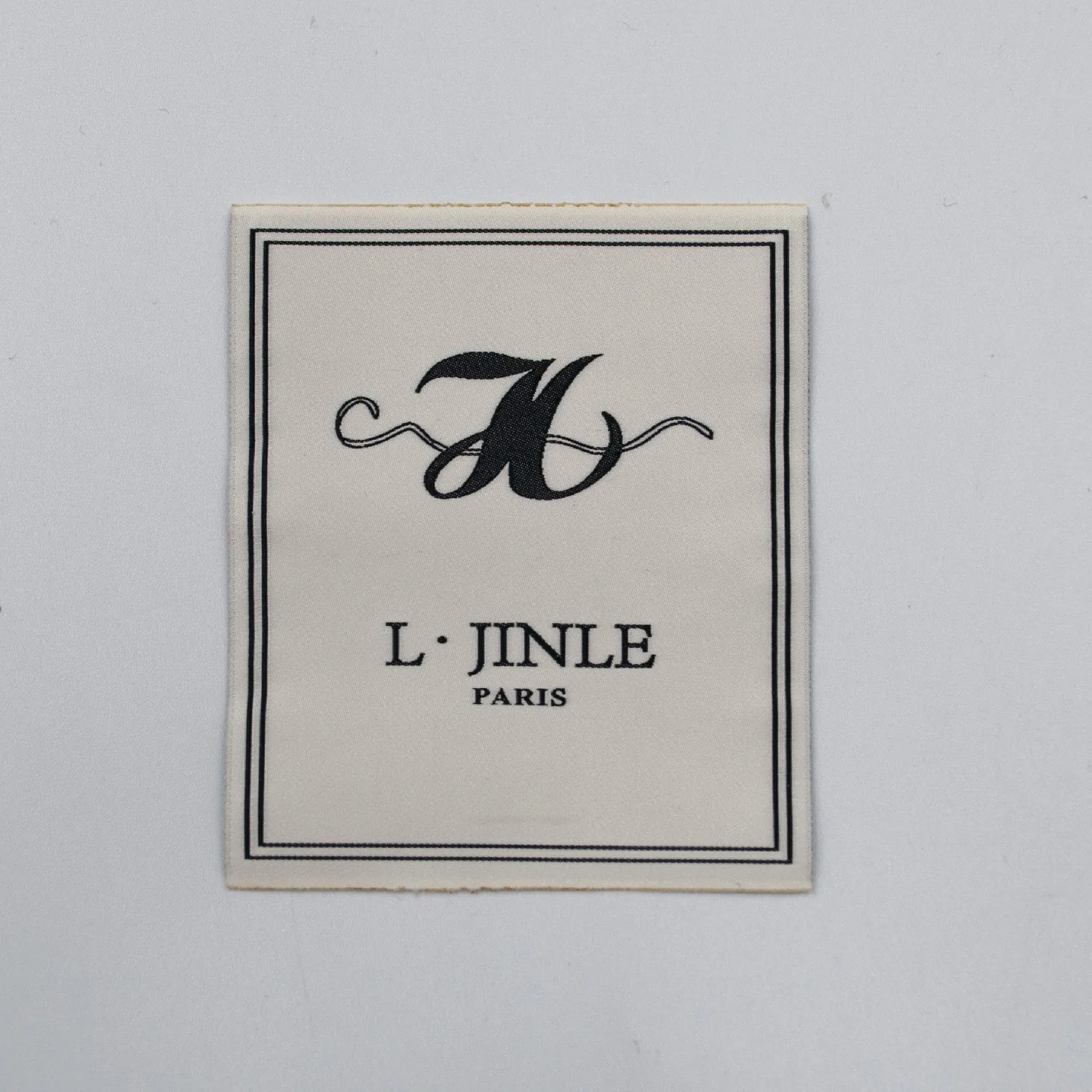 GRS Custom Made Fabric Labels for Children Clothing Tags and Label for Tshirts Logo End Folded Garment Textile Woven Tags