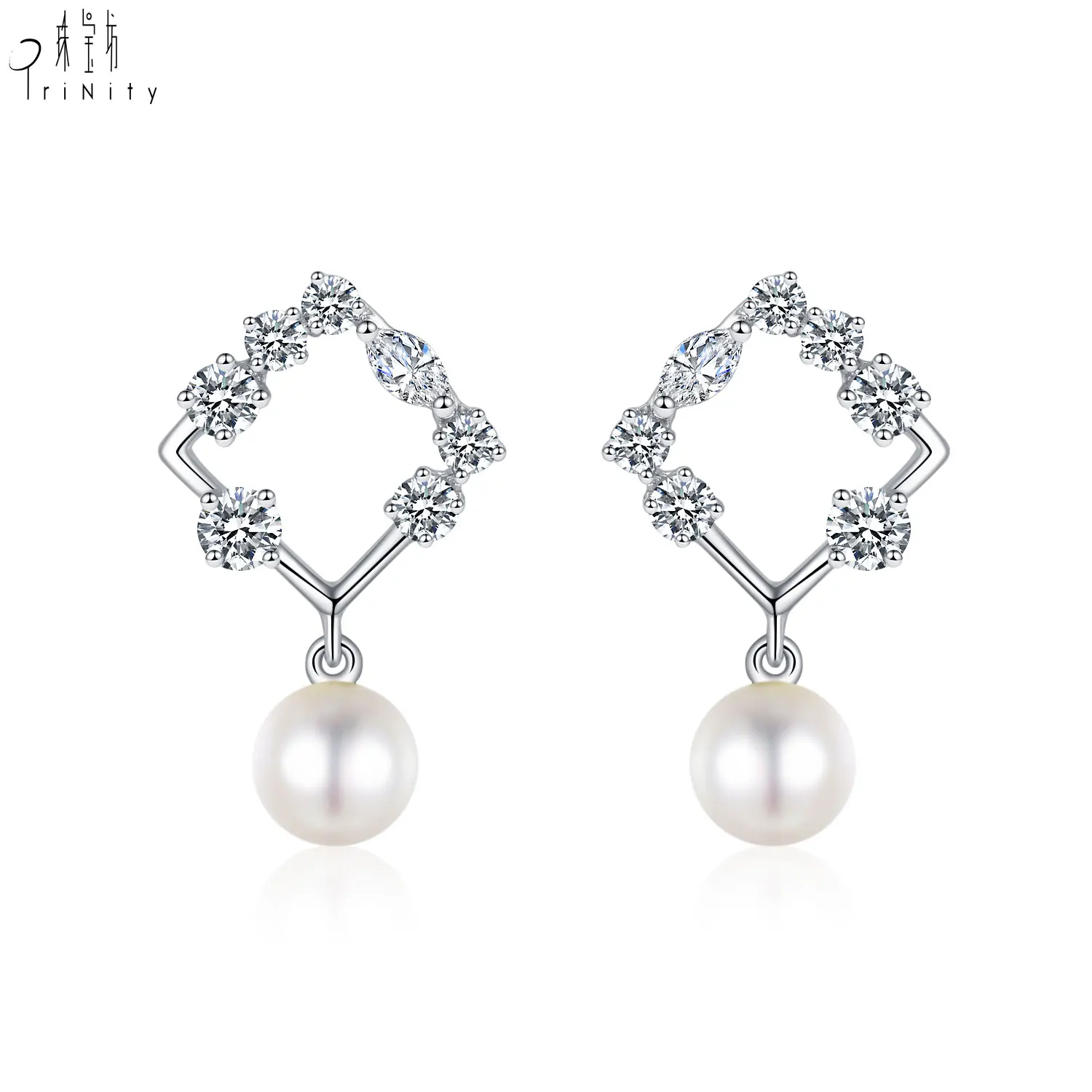 HongKong Supplier Luxury Diamond Jewelry 18K White Gold Real Natural Diamond Pearl Stud Earring For Women