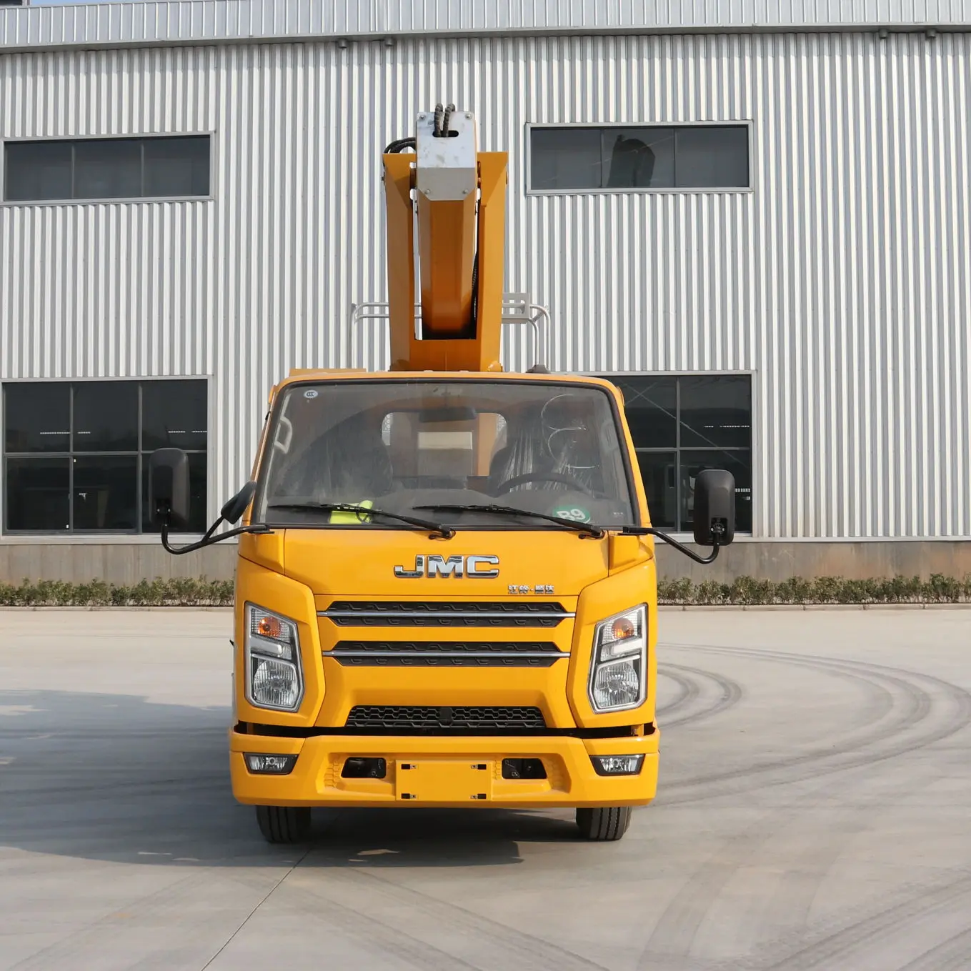 Factory new 24m high aerial lift truck hydraulic aerial working platform truck