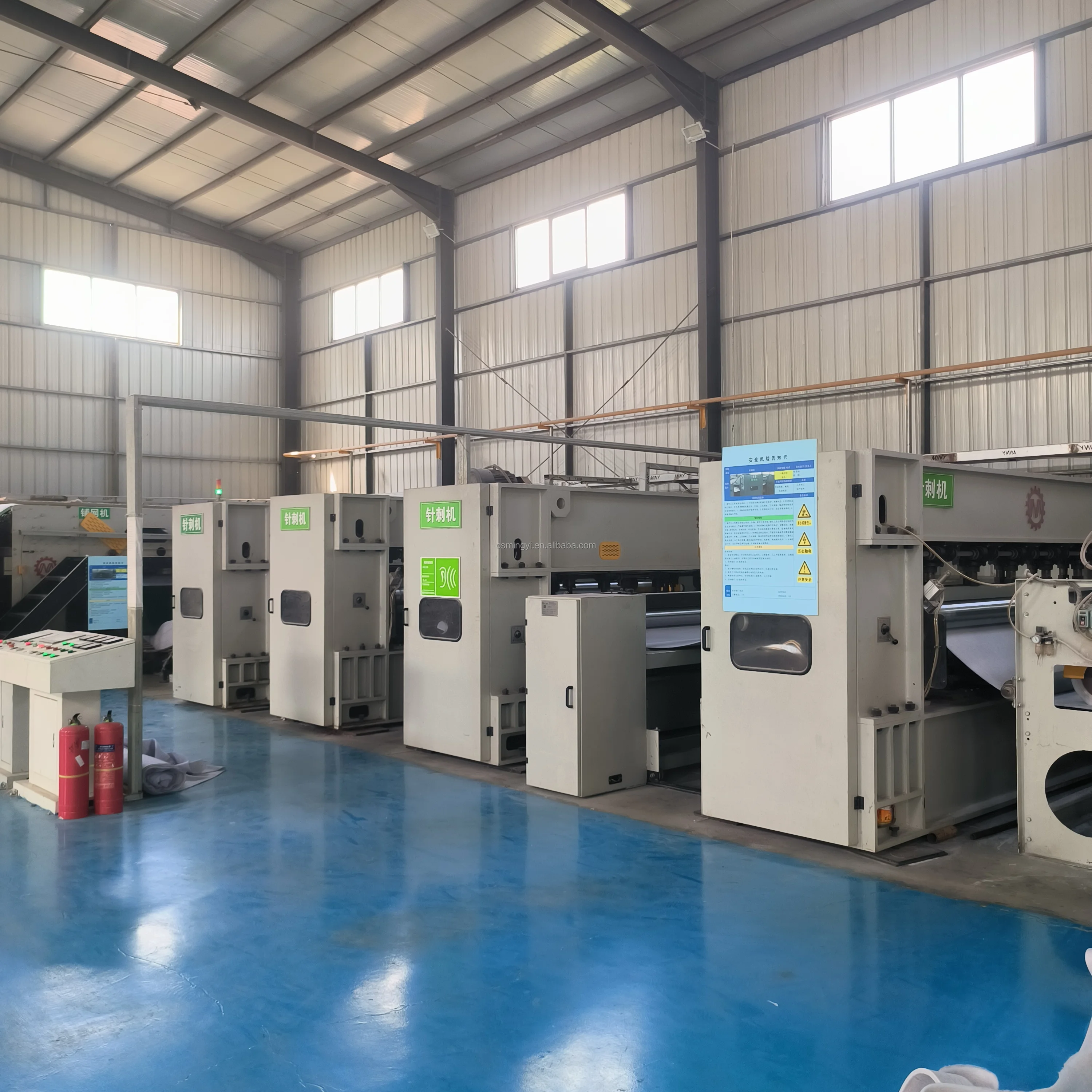 2023 new type furniture needle punch nonwoven fabric machines carpet needle felting kit making production line