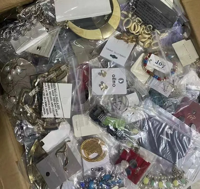 Sale by weight 1kg 70-110pcs fashion bohemian women necklace earring jewelry sale vintage necklace earring bulk