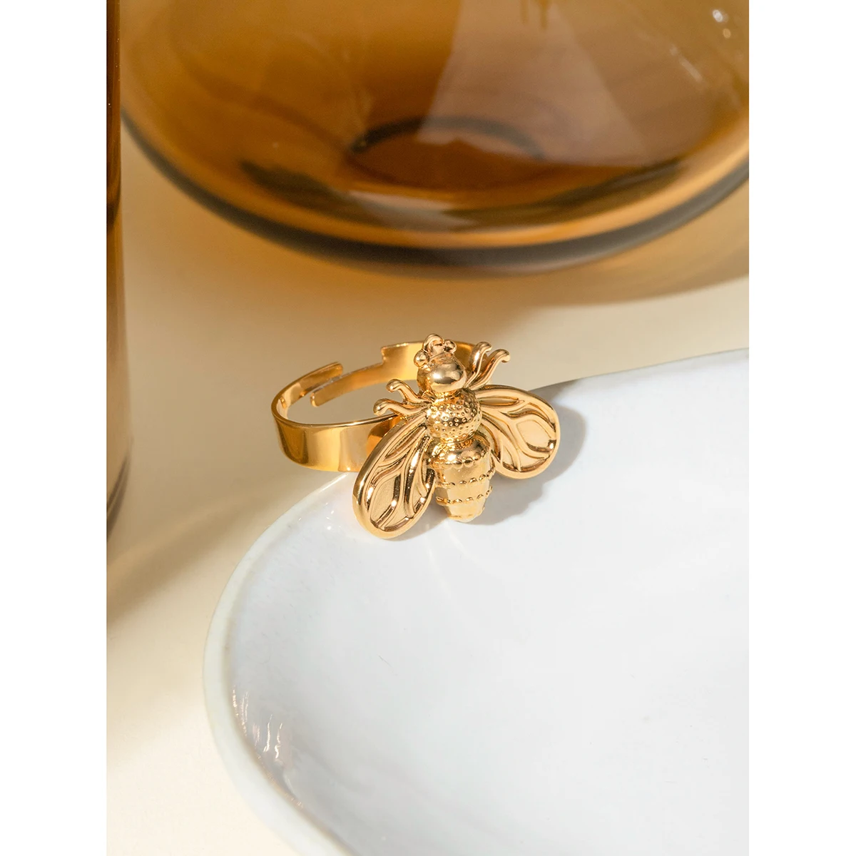 Waterproof 18K PVD Gold Plated Stainless Steel Bee Natural Cute Non Tarnished Ring for Women