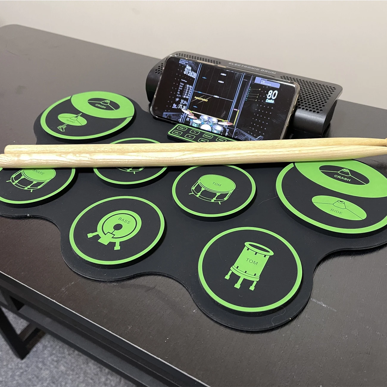 Adult Beginner Portable Electronic Drum Pad 7 Drum Pads Roll Up Drum Set