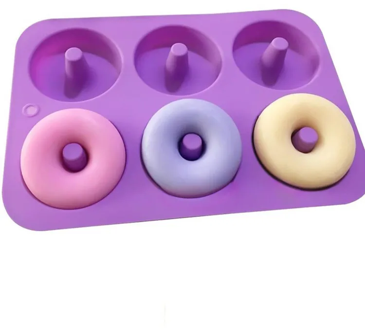 Food grade BPA free non stick silicone donut mold for baking
