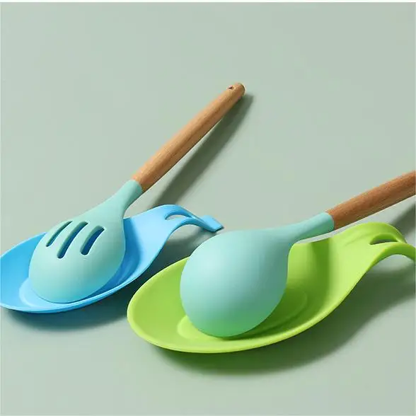 THEONE Custom Beautiful Durable Heat Resistant BPA Free Silicone Kitchen Utensils Cooking Spoon Rest Holder for Kitchen Counter