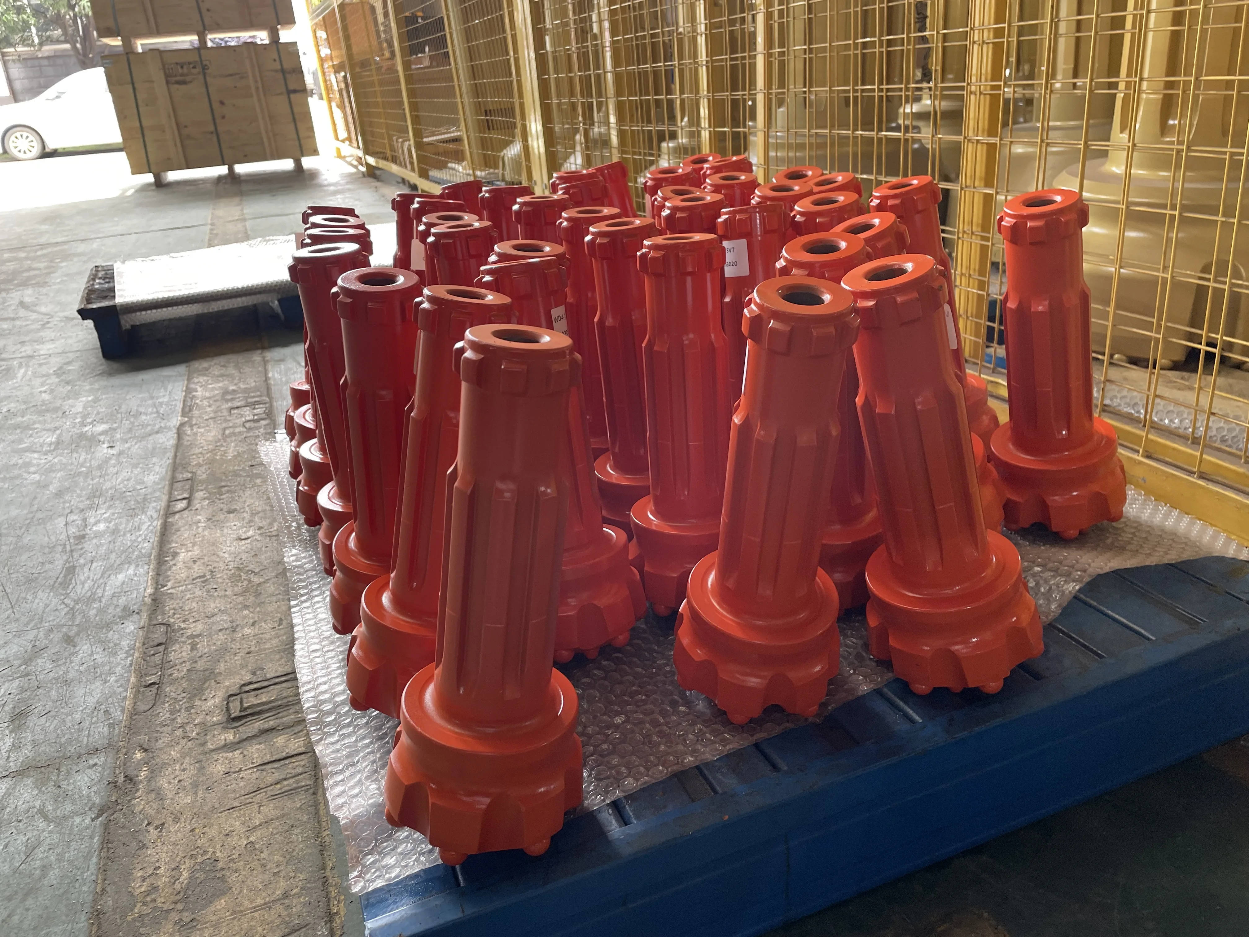 DTH bit 152/165/171/190/203mm Drill bits used in pneumatic drilling rigs, down-the-hole drill bits, using air systems